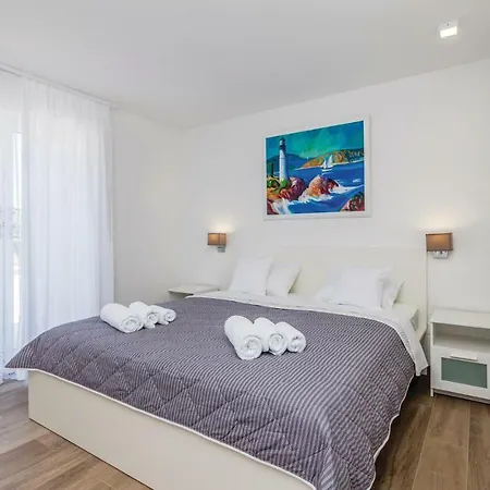 Three-bedroom Holiday In Porat Nyaraló